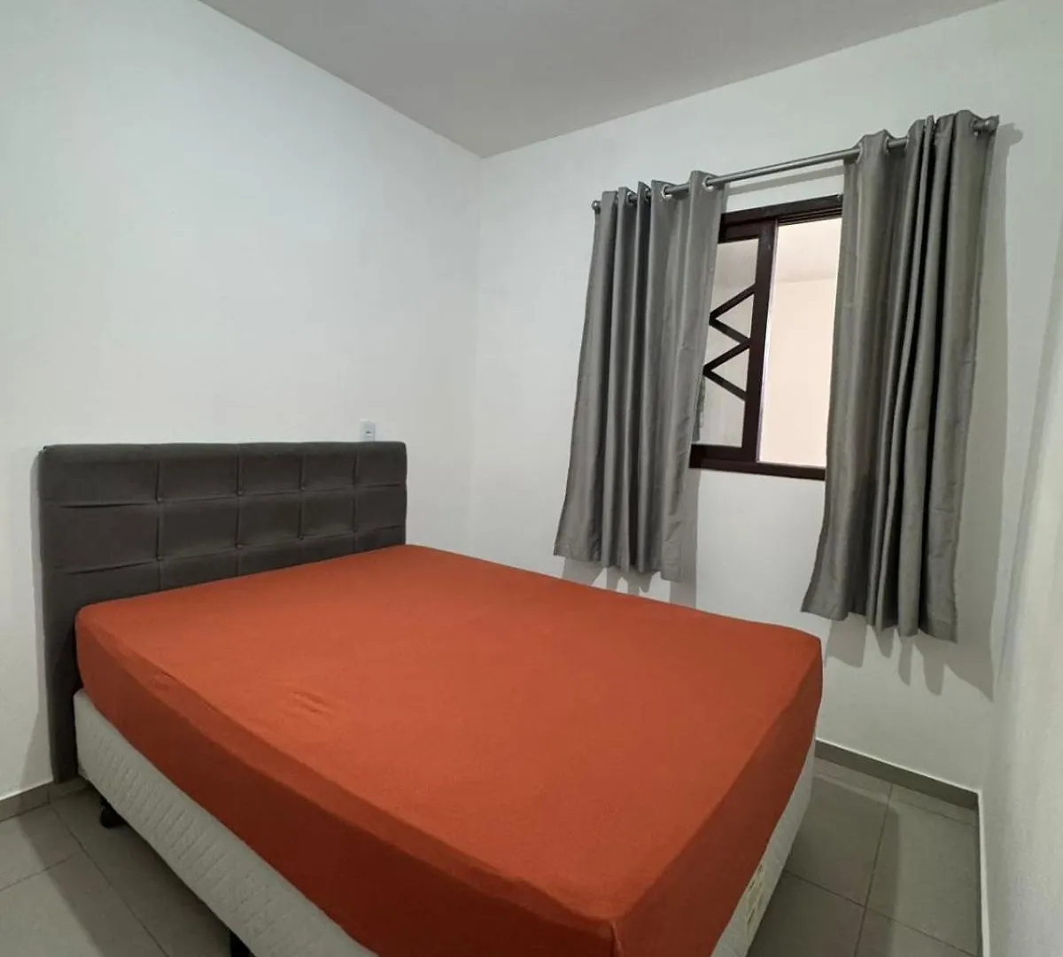 Casa Em Palhoca,Praia Do Sonho, A 500M Da Praia
