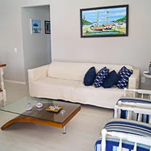 Casa Com 2 Quartos à 200 M Da Da C/ Churrasqueira Casa de Férias
